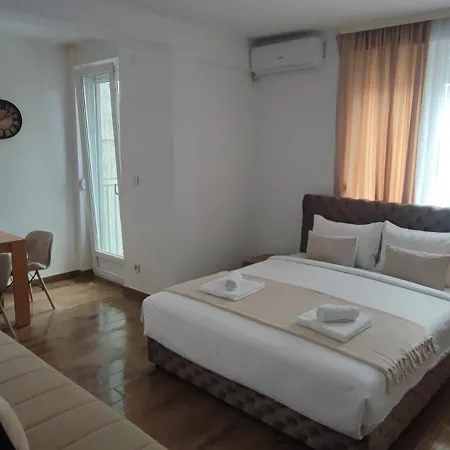 Soko Center & Parking Free ソコバニャ